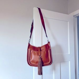 Co-Lab crossbody in camel color